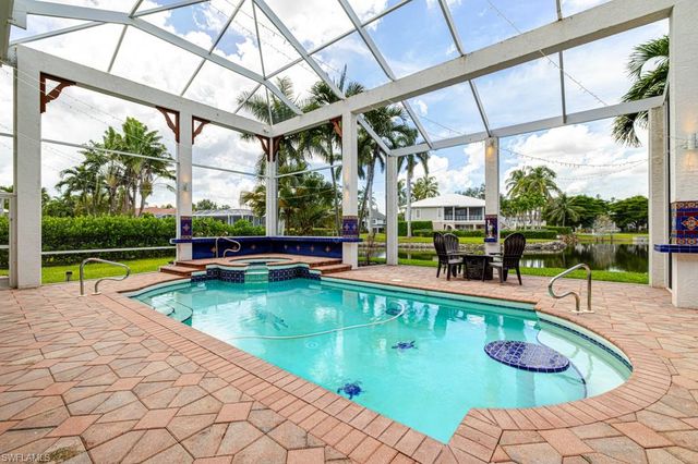 18110 Parkridge CT, Fort Myers, FL 33908