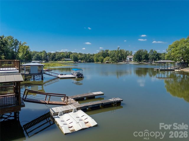 5555 Riverfront Road, Lake Wylie, SC 29710