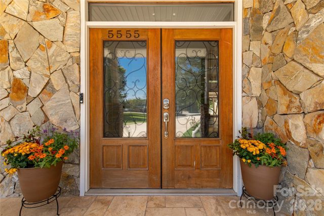 5555 Riverfront Road, Lake Wylie, SC 29710