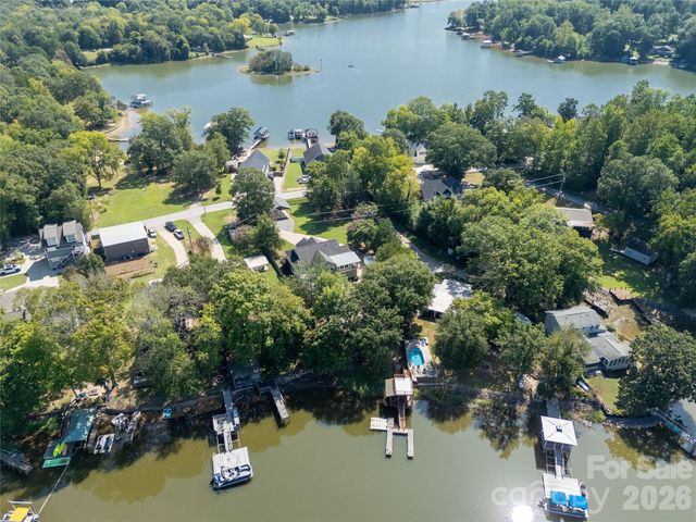 5555 Riverfront Road, Lake Wylie, SC 29710