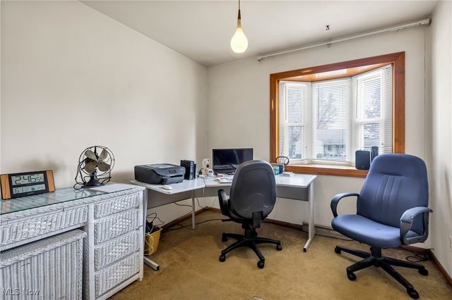 2050 Chapel Hill Drive, Youngstown, OH 44511