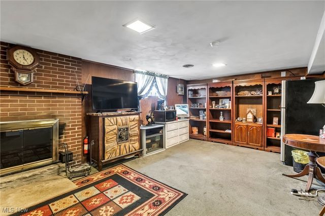 2050 Chapel Hill Drive, Youngstown, OH 44511