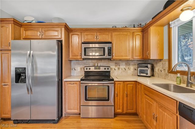 2050 Chapel Hill Drive, Youngstown, OH 44511