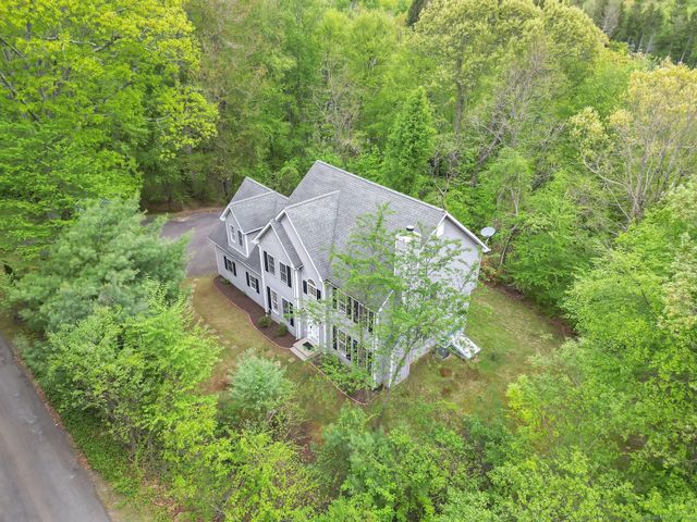 9-A Alice Drive, Burlington, CT 06013
