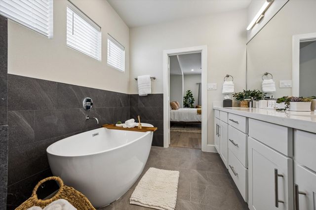 10614 Cascade Ledge Ln, Houston, TX 77025