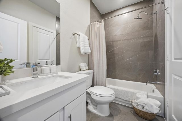 10614 Cascade Ledge Ln, Houston, TX 77025