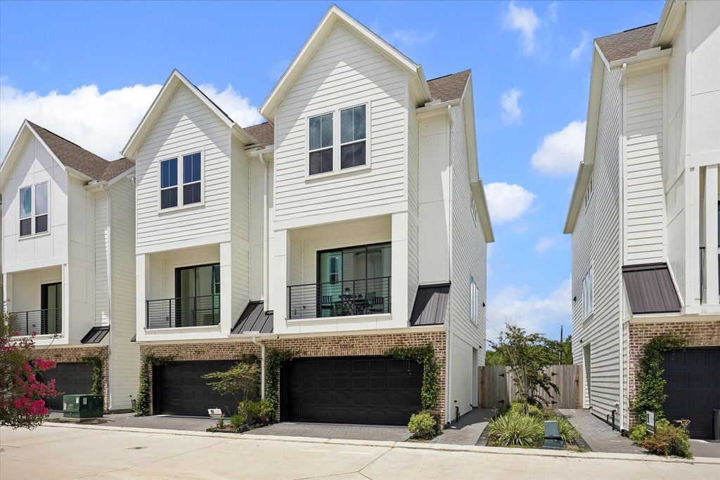 10614 Cascade Ledge Ln, Houston, TX 77025