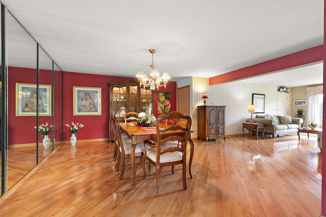5 Saint Moritz Drive 101, Palos Park, IL 60464