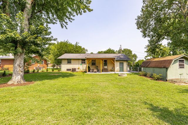 934 Temple Ct, Murfreesboro, TN 37130