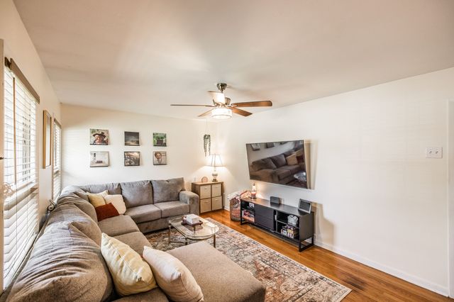 934 Temple Ct, Murfreesboro, TN 37130