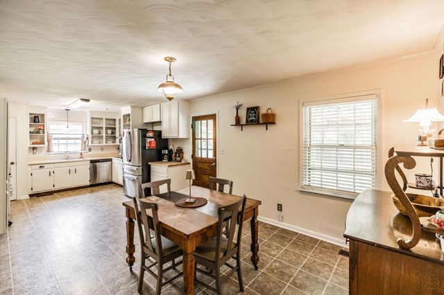 934 Temple Ct, Murfreesboro, TN 37130