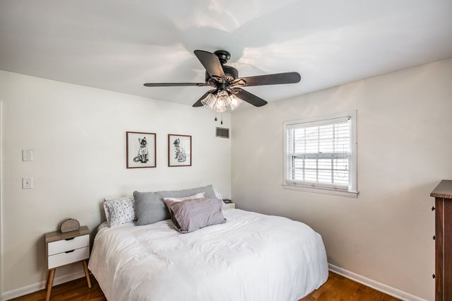 934 Temple Ct, Murfreesboro, TN 37130