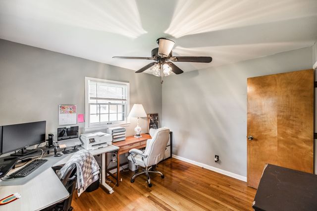 934 Temple Ct, Murfreesboro, TN 37130