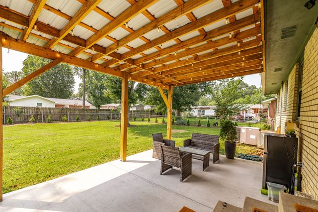 934 Temple Ct, Murfreesboro, TN 37130