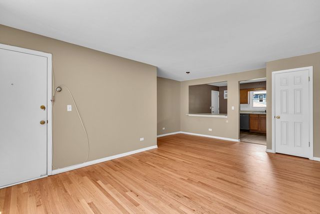 7952 MADISON Street 2E, River Forest, IL 60305