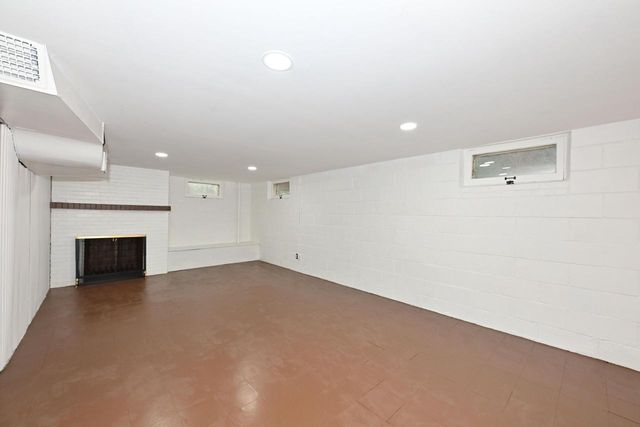5724 Roosevelt DRIVE, Milwaukee, WI 53216