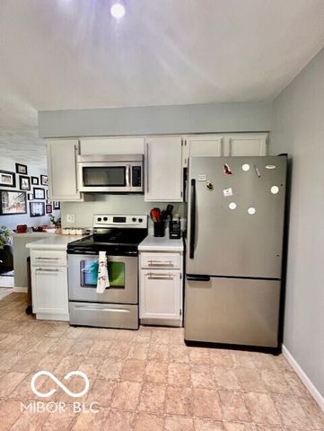 311 N Kelli Drive, Ellettsville, IN 47429