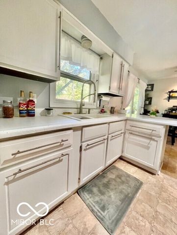 311 N Kelli Drive, Ellettsville, IN 47429