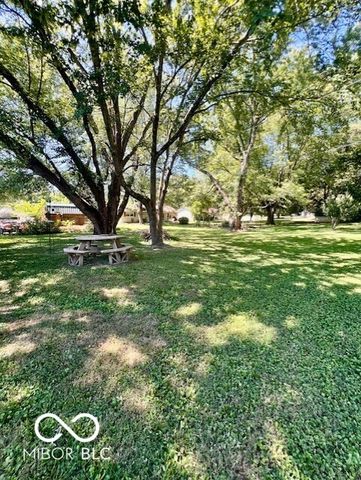 311 N Kelli Drive, Ellettsville, IN 47429