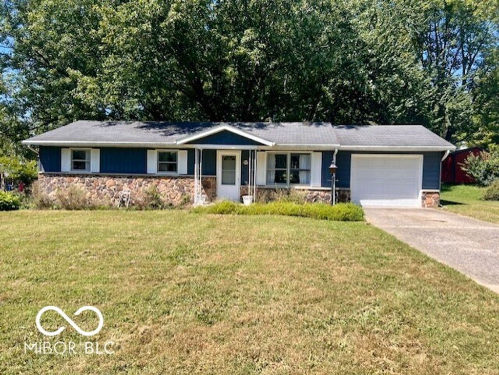 311 N Kelli Drive, Ellettsville, IN 47429