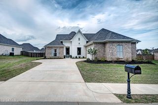 966 Glenwild Circle, Canton, MS 39046
