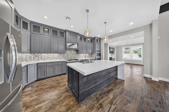 12719 S 4th Street, Jenks, OK 74037