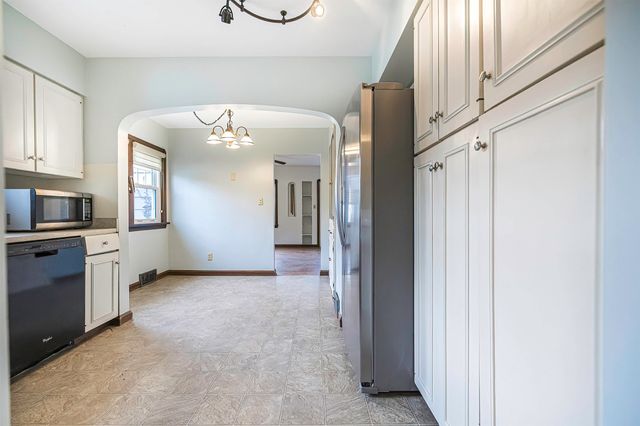 638 OAKMONT Avenue, Millcreek, PA 16505