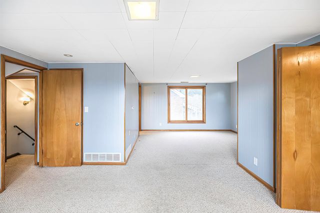638 OAKMONT Avenue, Millcreek, PA 16505