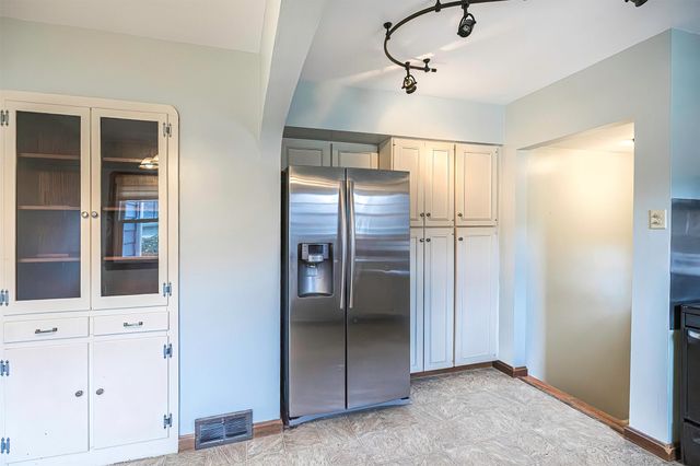 638 OAKMONT Avenue, Millcreek, PA 16505