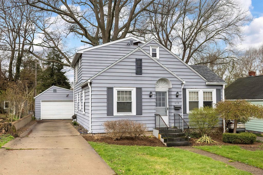 638 OAKMONT Avenue, Millcreek, PA 16505