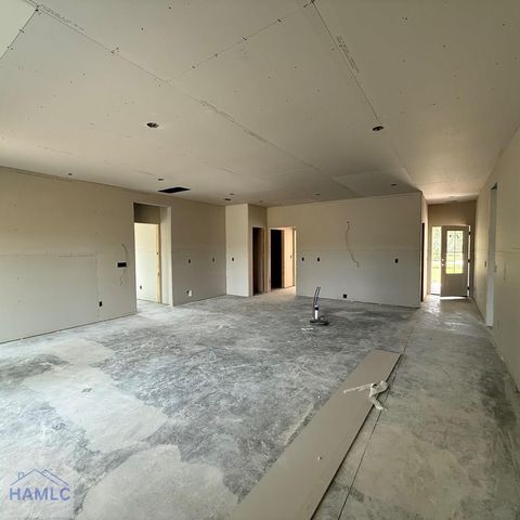 93 Ennis Road, Pembroke, GA 31321