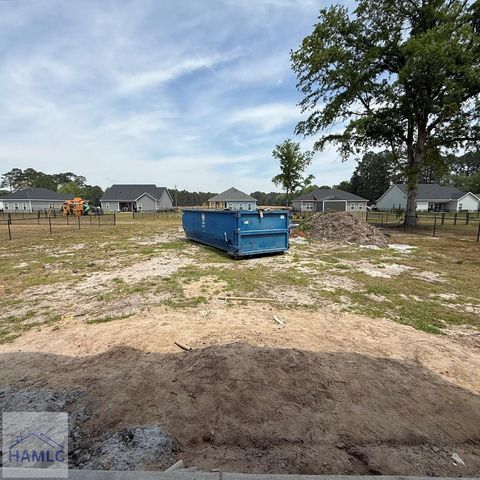 93 Ennis Road, Pembroke, GA 31321