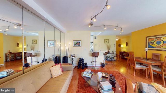 1435 4th St SW Apt B112, Washington, DC 20024