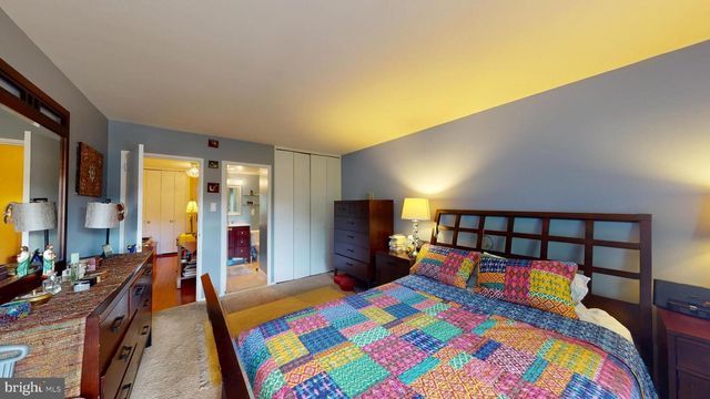 1435 4th St SW Apt B112, Washington, DC 20024