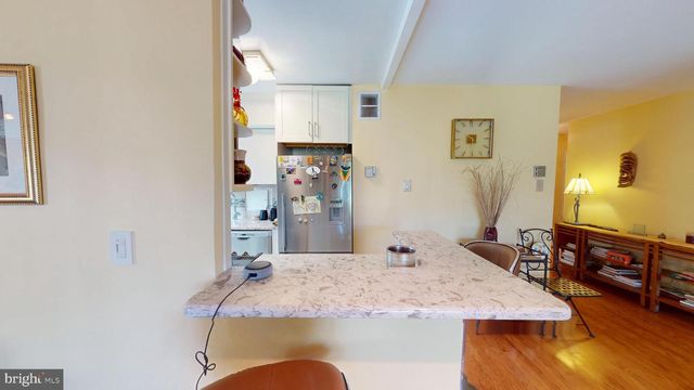 1435 4th St SW Apt B112, Washington, DC 20024