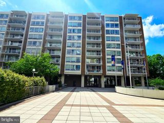 1435 4th St SW Apt B112, Washington, DC 20024