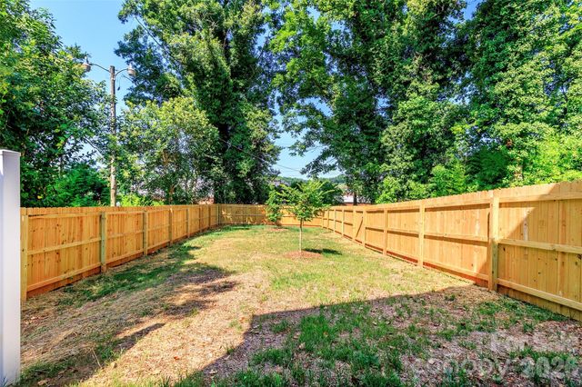 2517 Elon Street, Charlotte, NC 28208