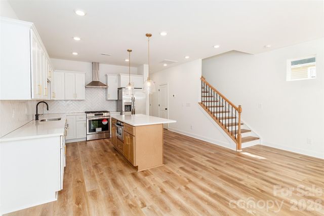 2517 Elon Street, Charlotte, NC 28208