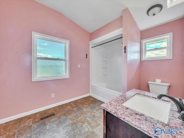 885 County Road 16, Dutton, AL 35744