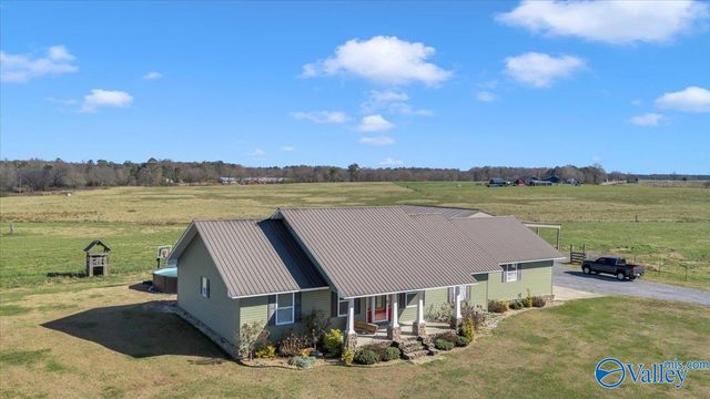 885 County Road 16, Dutton, AL 35744