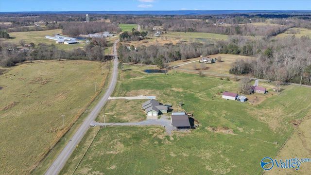 885 County Road 16, Dutton, AL 35744