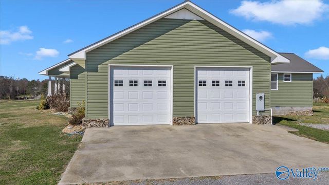 885 County Road 16, Dutton, AL 35744