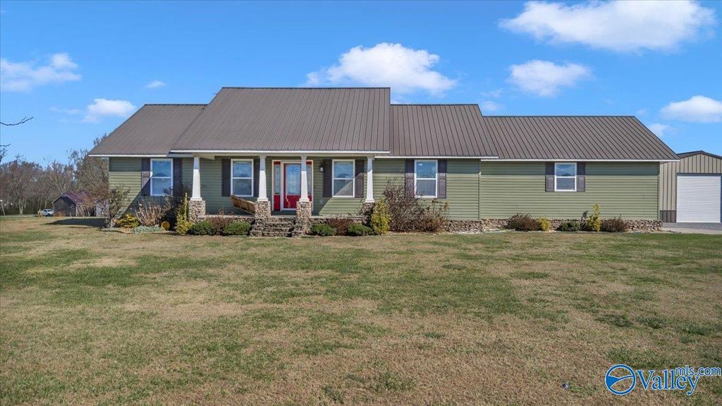 885 County Road 16, Dutton, AL 35744