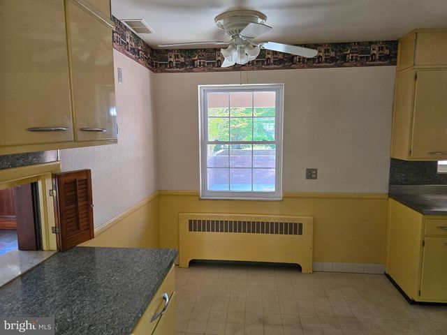 505 E LOOCKERMAN ST, Dover, DE 19901