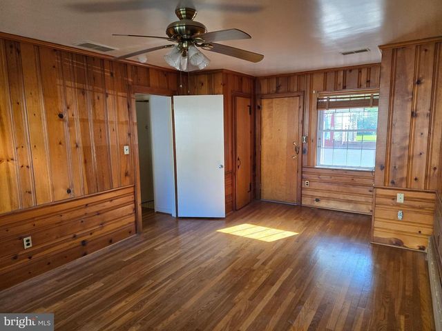 505 E LOOCKERMAN ST, Dover, DE 19901