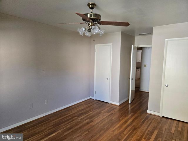 505 E LOOCKERMAN ST, Dover, DE 19901