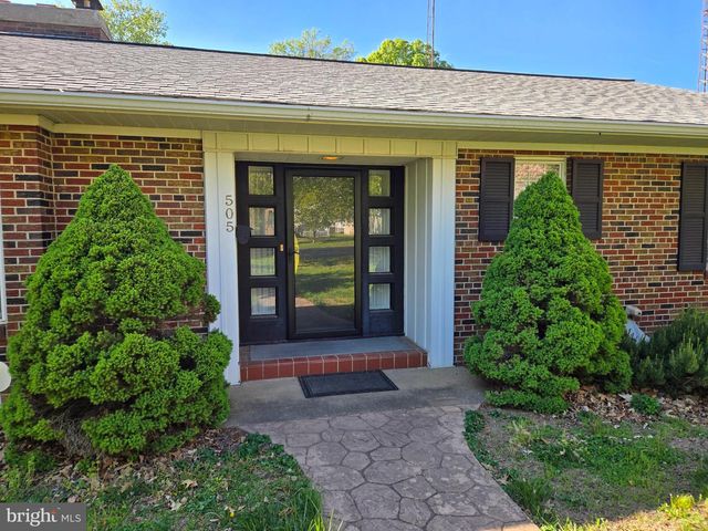505 E LOOCKERMAN ST, Dover, DE 19901