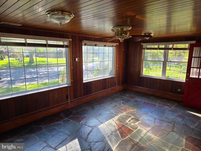 505 E LOOCKERMAN ST, Dover, DE 19901
