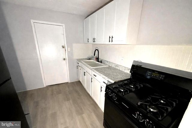 3025 W LANVALE ST, Baltimore, MD 21216