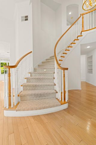 301 Marie Ct, Roseville, CA 95661